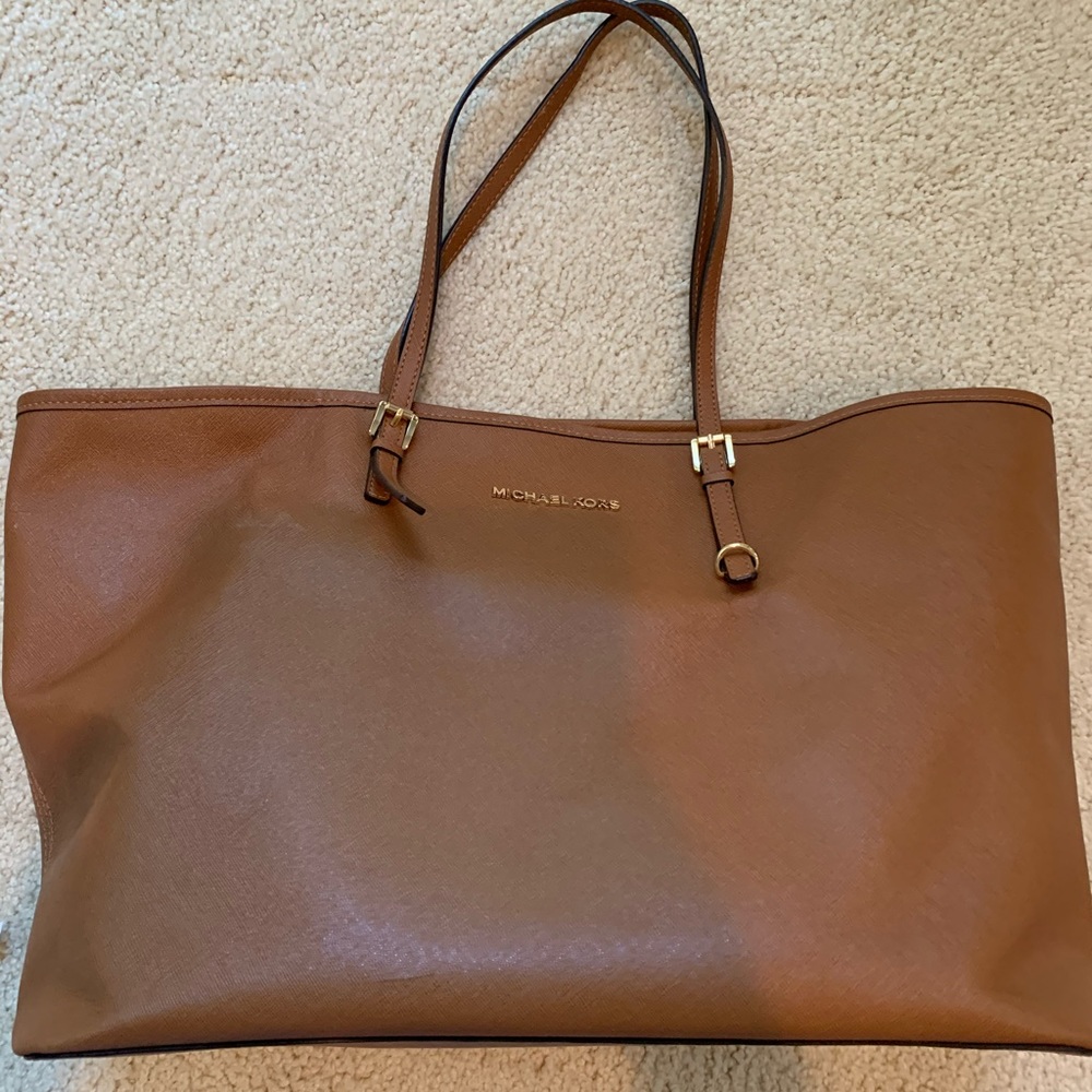 Michael Kors Large Carryall Tote
